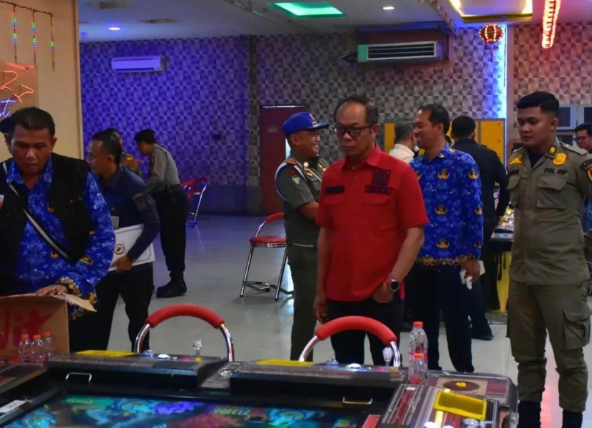 Tindaklanjuti Laporan Masyarakat, Komisi I DPRD Pekanbaru Sidak Gelanggang Permainan