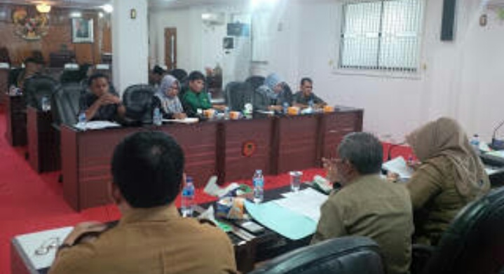 DPRD Rohil Gelar Hearing Soal Tenaga Honorer