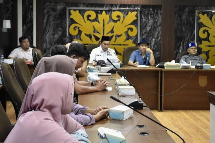 Komisi I DPRD Terima Keluhan Warga RW 06 Padang Terubuk Terkait Persoalan THM