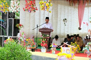 Bupati Inhil Hadiri Gerakan 1000 Telur XIII di Tanah Merah