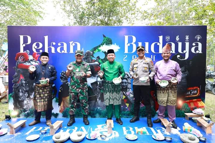 Lomba Kurkur Kelapa, Wabup Husni Raih Juara Dua