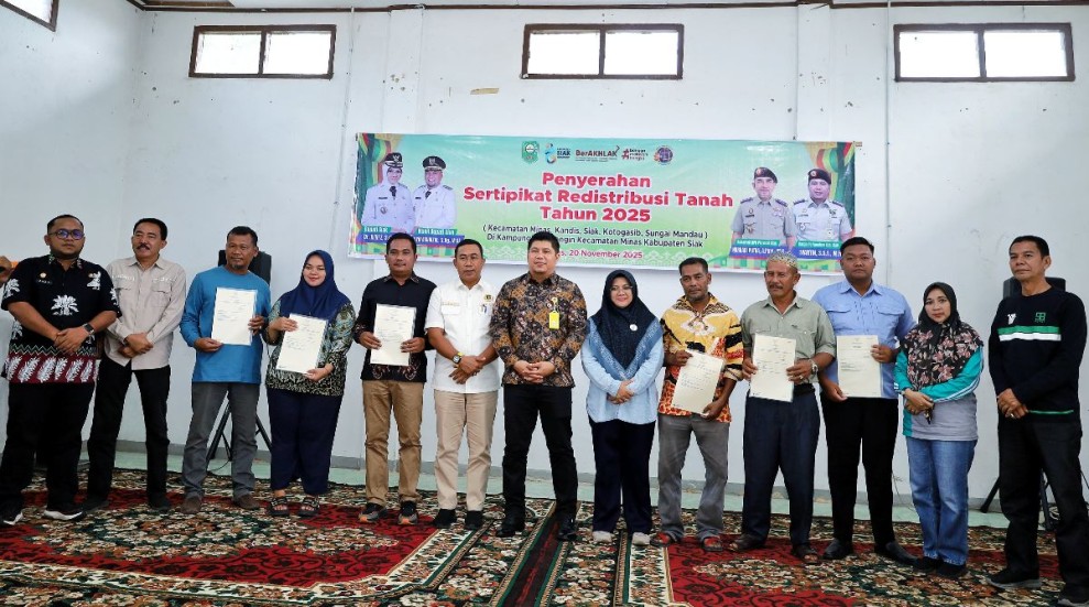 Pertama di Riau, Lahan dan Kebun Sawit Rakyat Dilepaskan dari Kawasan