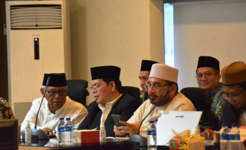 KH Anwar Iskandar Jadi Ketua Umum MUI Hingga 2025