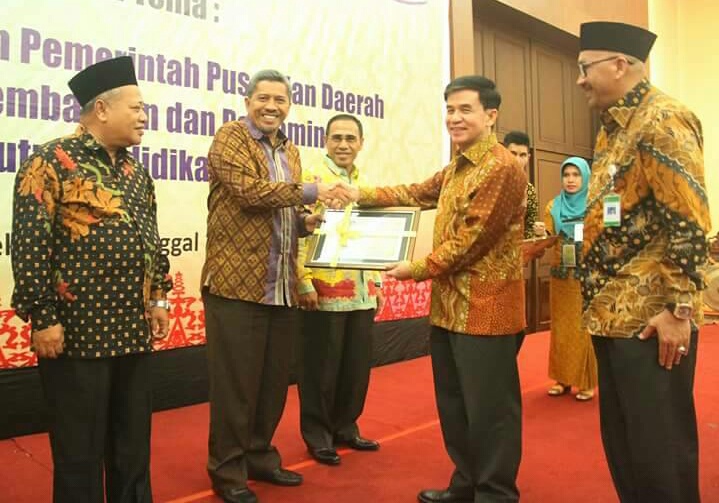 SMPS Islamec Center Siak Raih Penghargaan