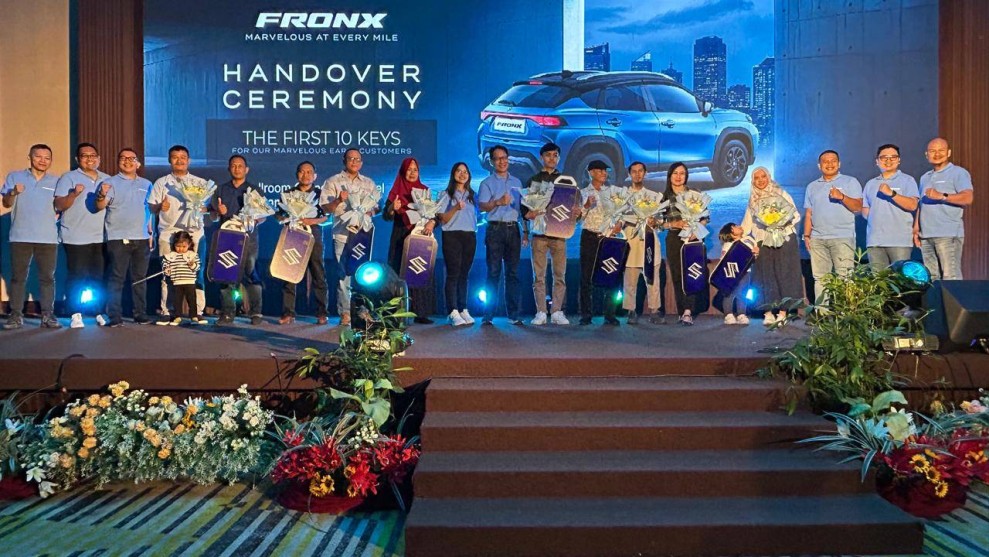 Suzuki Fronx Resmi Menyapa Konsumen Riau,  Penyerahan 10 Unit Perdana Dikemas dalam Gelaran Seremoni