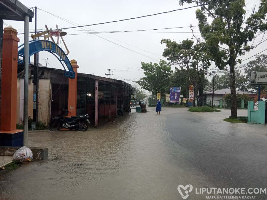Jalan Tengku Bey dan Pemukiman Warga Terdampak Banjir, Warga Terkurung Tak Bisa Melintas