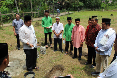  Masyarakat Pintu Gobang Kari Antusias Sambut Andi Putra
