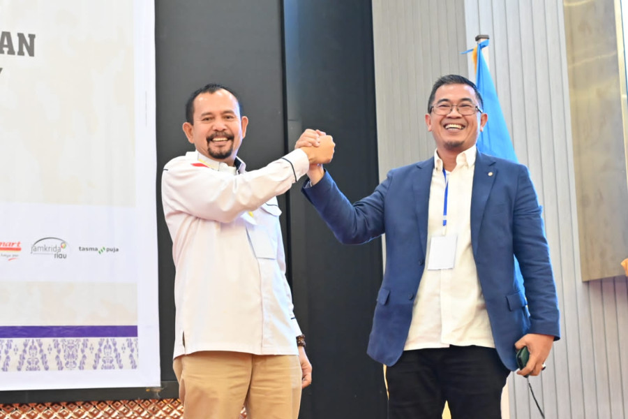 Kamis, Ketua Umum PWI Lantik Pengurus PWI Riau Hasil KLB