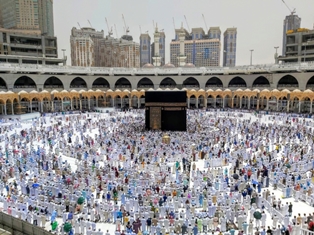 Pemprov Riau Alokasikan Anggaran Rp11 Miliar Sewa Pesawat Keberangkatan CJH