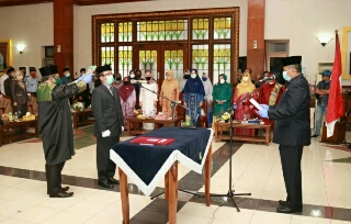 Bupati Siak Lantik Drs Arfan Usman Mpd Sebagai Sekda Siak