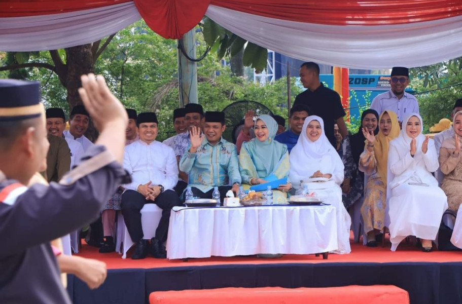 Ketua DPRD Sabarudi Hadiri Pelepasan Pawai Taaruf MTQ Kota Pekanbaru