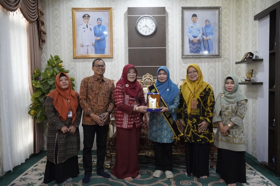 Terima Kunjungan  Balai Bahasa Riau, Bunda Literasi Inhil dukung Program Revitalisasi Bahasa Daerah