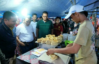 Blusukan Ke Pasar Keget, Abdul Wahid Dihujani Pujian