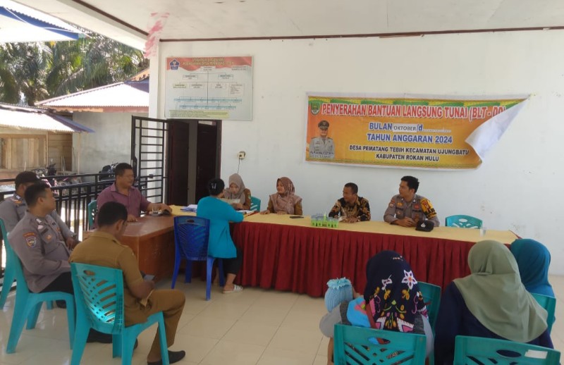 Polsek Ujung Batu Sampaikan Pesan Pilkada Damai di Desa Pematang Tebih