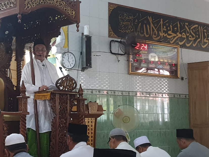 Bupati Inhil Khatib Shalat Jum'at di Masjid Al-Falah Keritang