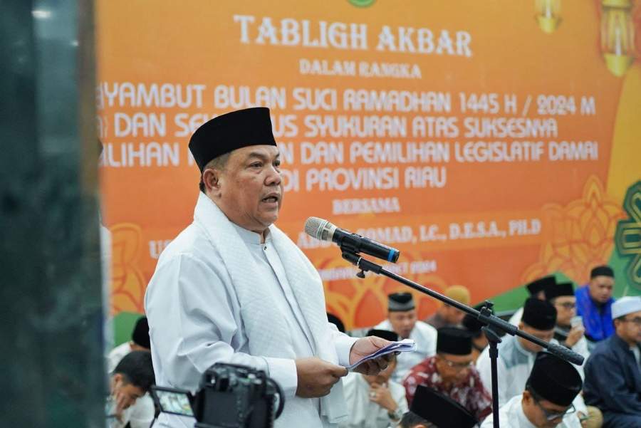 Pemprov Riau Gelar Tabligh Akbar di Masjid Raya Annur, SF Hariyanto: Kikis Perbedaan Demi Indonesia Maju