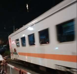 Ditolak Berangkat Karena Belum Vaksin Booster, Penumpang Kecewa Pelayanan Kereta Api di Jogja