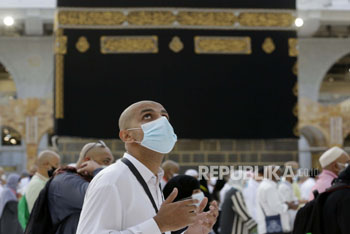 Arab Saudi Cabut Aturan Wajib Masker Kecuali di Masjidil Haram dan Masjid Nabawi