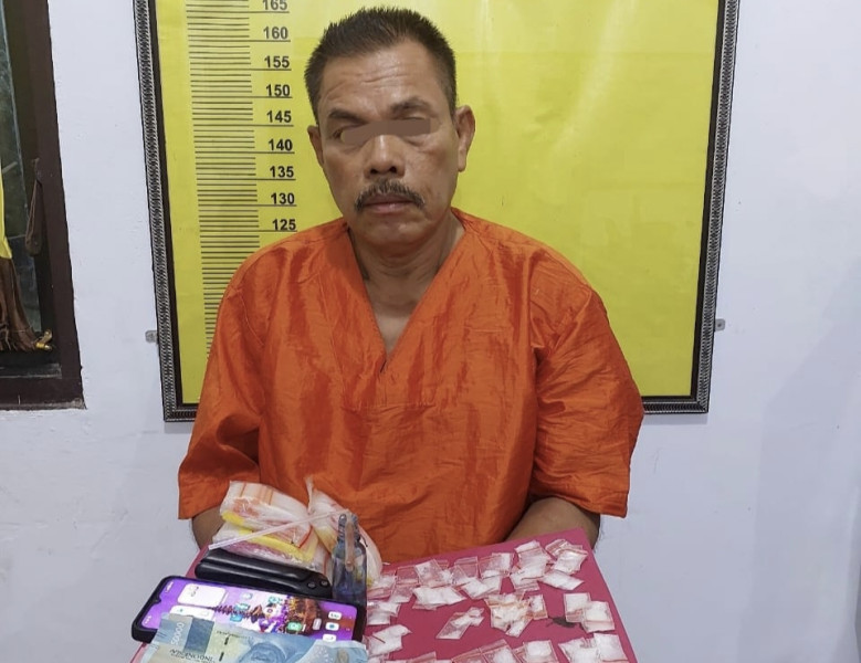 Sudah Lansia Masih Jual Narkoba, Seorang Kakek di Inhu Diringkus Polisi