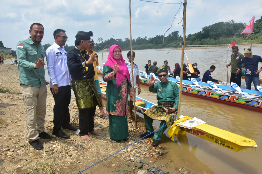 Tim Bengkalis Bermasa Ikut Lomba Festival Jalur di Kabupaten Kuansing