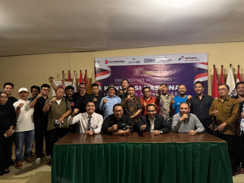 SMSI Sematkan Anugerah Pin Emas Kepada Jaksa Agung RI ST Burhanuddin