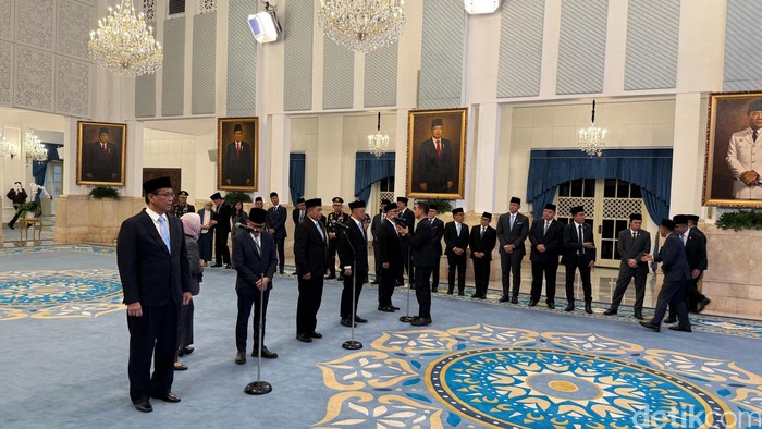 Daftar Terbaru Menteri Kabinet Prabowo Setelah Reshuffle, 2 Posisi Masih Kosong