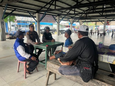 Ipda Fauzan Minta Masyarakat Kawasan Pelabuhan Puri Tembilahan Tidak Terprovokasi Berita Hoax