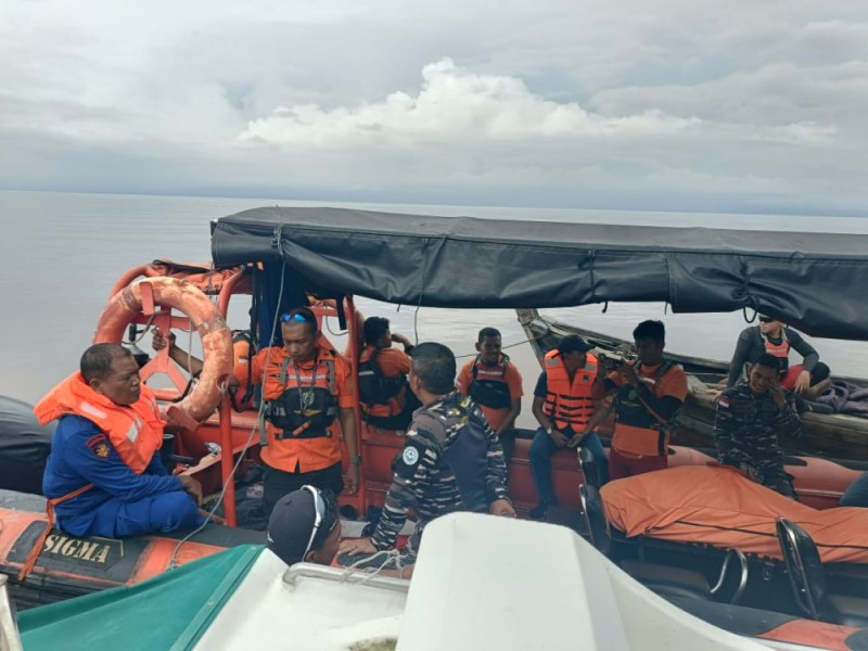 Belum Ditemukan, Tim SAR Gabungan Cari ABK Terjun ke Perairan Pulau Rusah Pelalawan