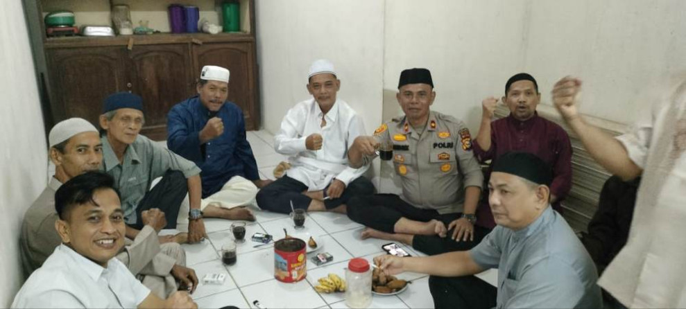 Kapolsek Tualang Cooling System Bersama Jamaah Masjid Nurul Islam