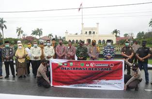 Bupati Alfedri: Bersama Forkopimda Pemda Komit Laksanakan Upaya Putus Rantai Penyebaran Covid