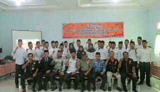 Panwaslu Kecamatan Kuantan Tengah Lantik Panwaslu Desa