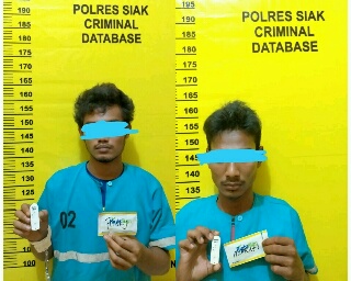 Polisi Amankan Dua Pelaku Diduga Pengedar Sabu di Sungai Mandau