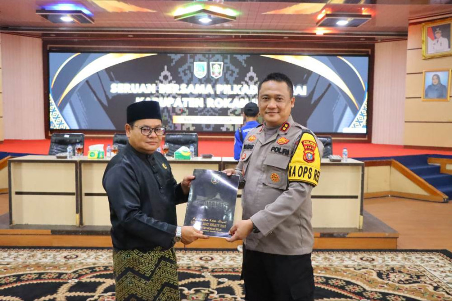 Kapolres Hadiri Pembacaan Seruan dan Penandatanganan Pilkada Damai oleh LAMR Rohil