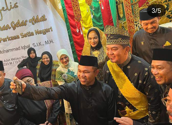 Bergelar Datuk Seri Jaya Perkasa Setia Negeri, Kapolda Riau M Iqbal: Saya Jadi Orang Melayu Riau