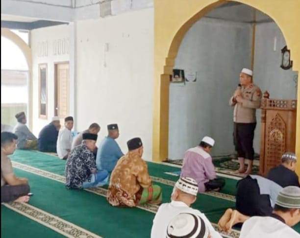 Safari Jumat, Kapolsek Minas Sambangi Masjid Al Istiqomah Mandiangin Sampaikan Pesan Pilkada