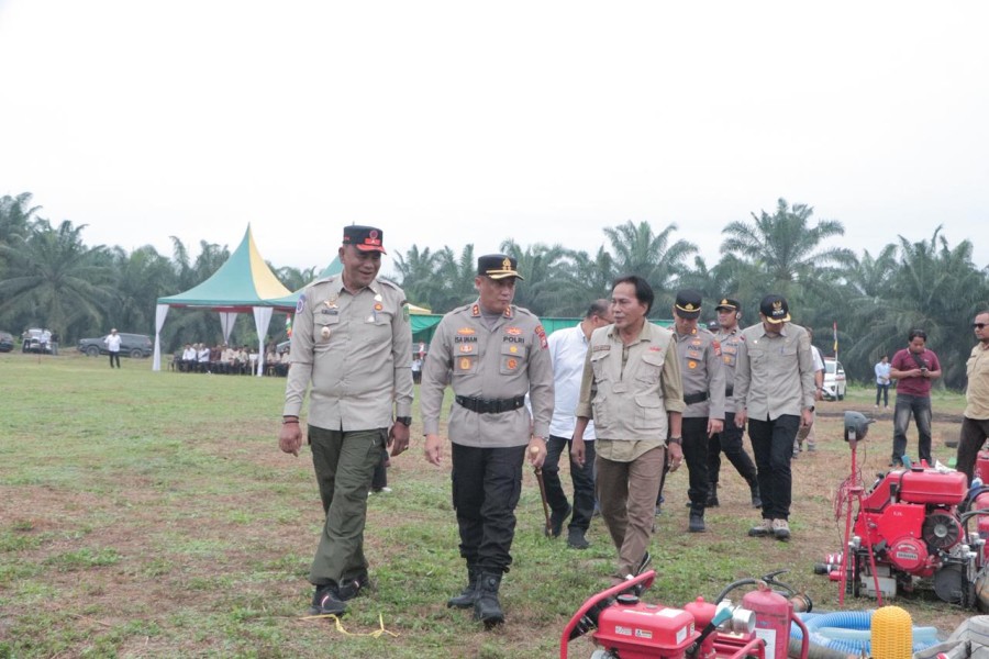 Kapolres Rohil Pimpin Apel Siaga Pengendalian Karhutla