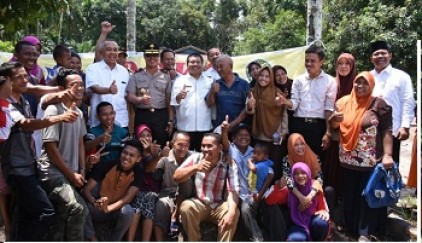 Warga Desa Muntai Senang Bertemu Gubri, Kapolda dan Danrem 031 WB