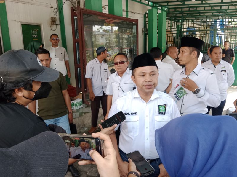 Asri Auzar Loncat Lagi, PKB Gaet Mantan Ketua IDI Riau Maju ke DPR RI