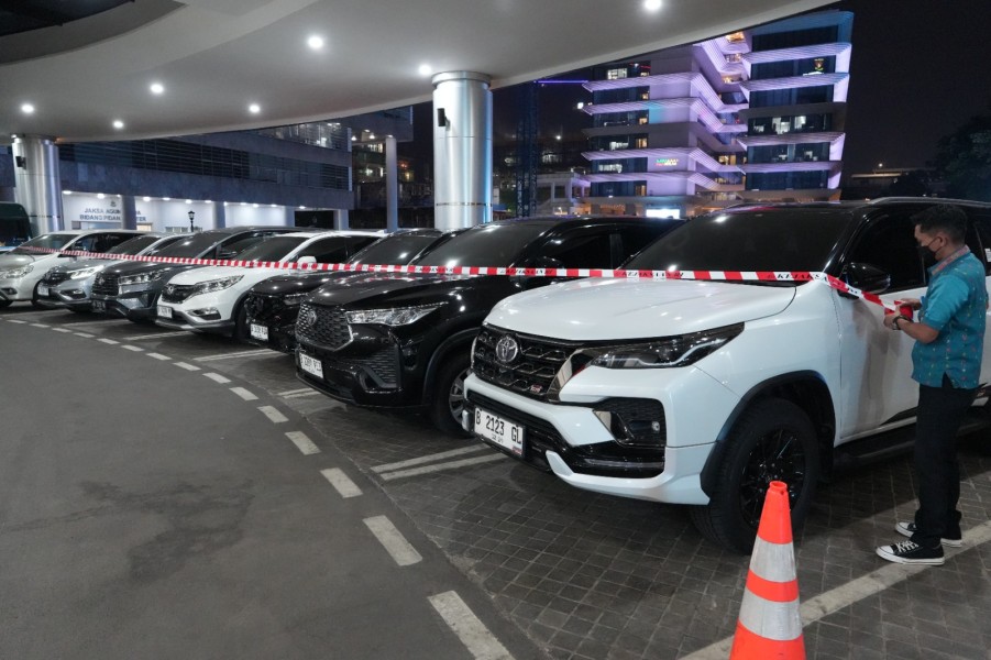 Daftar 11 Mobil PT PSMI Disita Kejagung: Ada Alphard, Fortuner dan Kijang