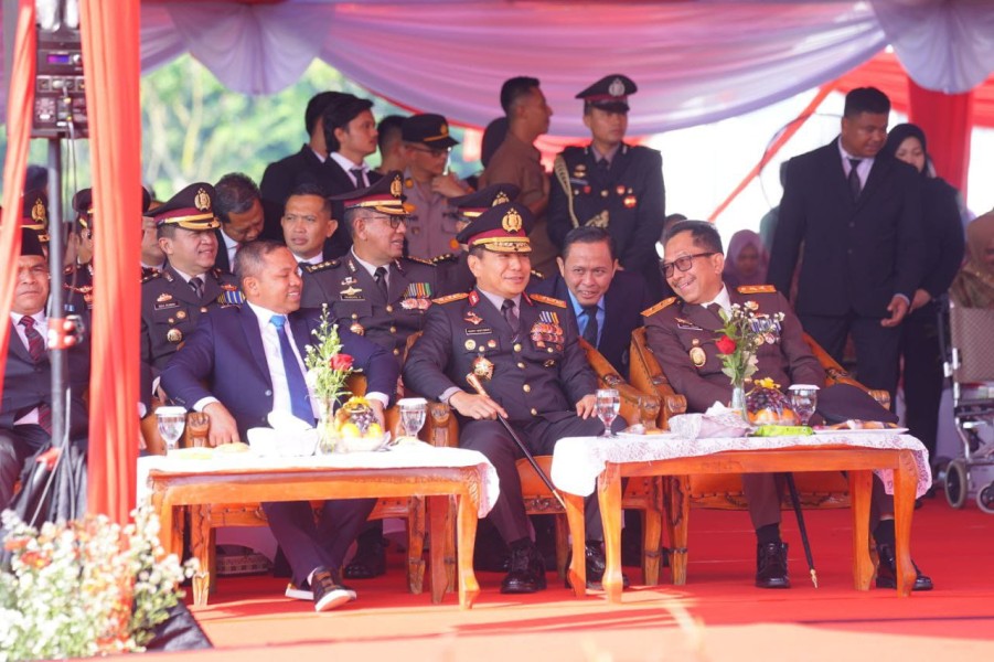 HUT ke-79 Bhayangkara, Gubri Abdul Wahid Ajak Polisi Bangun Riau