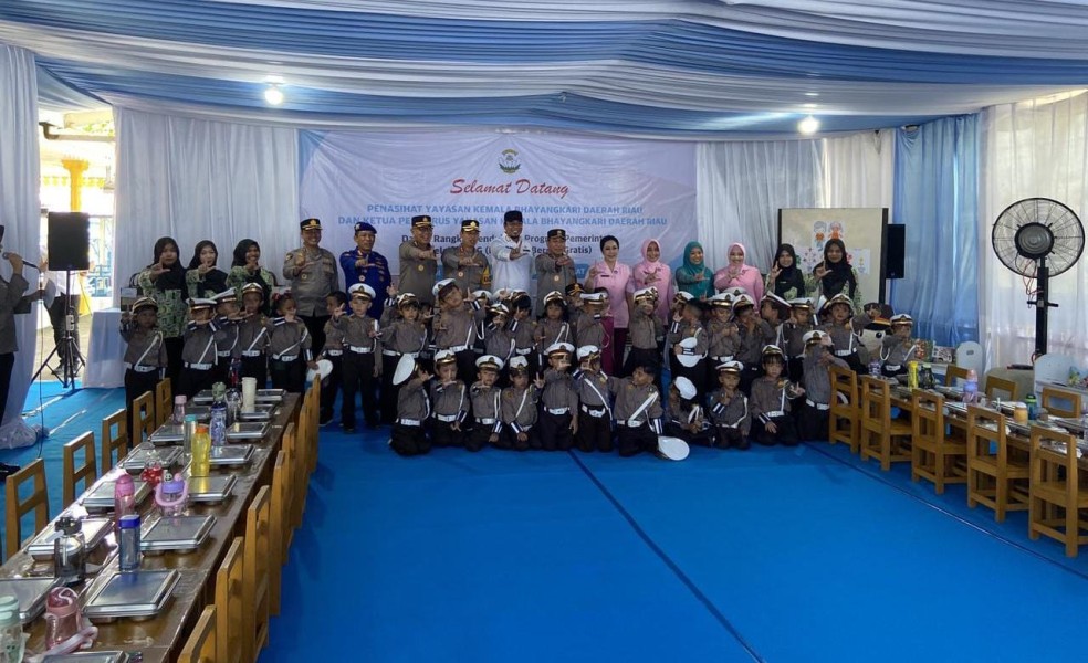 Wujudkan Gizi Aman dan Berkualitas, Polda Riau Resmikan SPPG ke-11 di Inhu