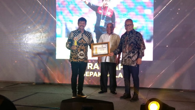 Indra Sjafri dan Timnas Indonesia Raih Penghargaan Bergengsi di Ajang Golden Award Siwo PWI Pusat 2023