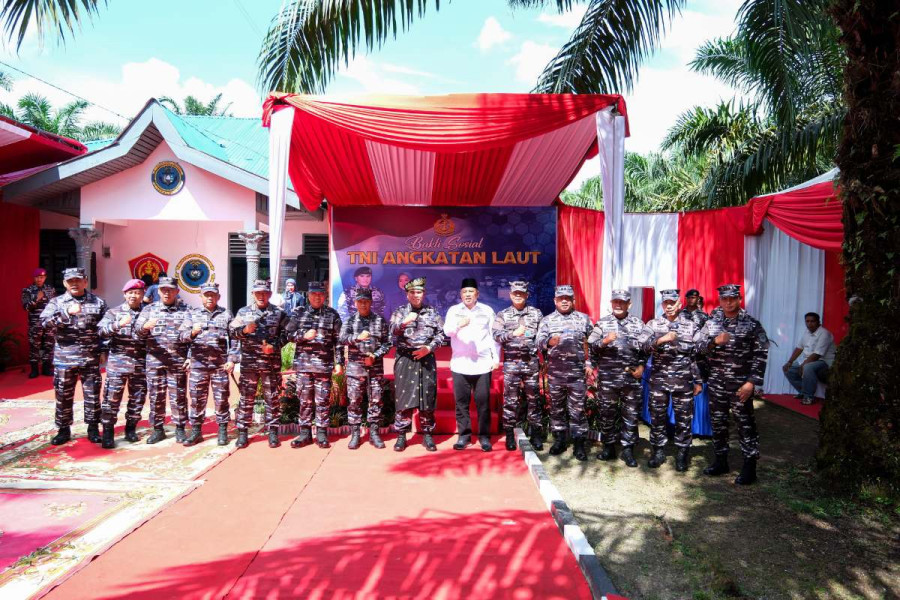 KASAL TNI Hadiri Baksos di Tualang Siak
