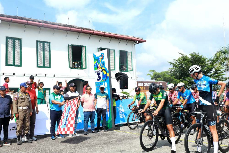 Dilepas Wabup Husni, Etape III City Race Tour De Siak Punya Tantangan Tersendiri Bagi Para Rider