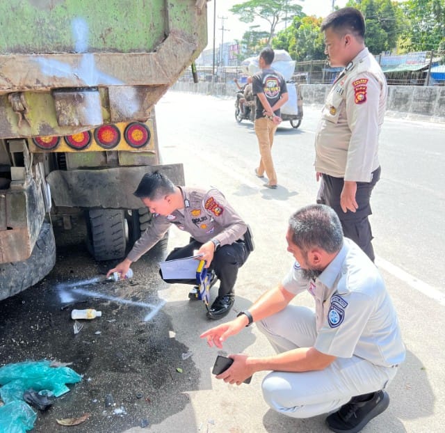 Mahasiswi Pengendara Motor Tewas Usai Tabrak Truk Parkir di Rimbo Panjang Kampar