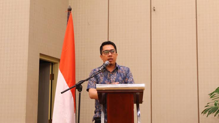 Anggota KPU Kota Pekanbaru Dilantik, Ferdy: Selamat, Semoga Komunikasi Kita Semakin Baik