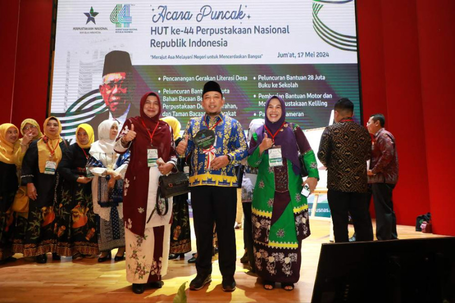 Peringatan HUT ke-44 Perpusnas RI: Siak Terima Bantuan Satu Unit Mobil Perpustakaan Keliling