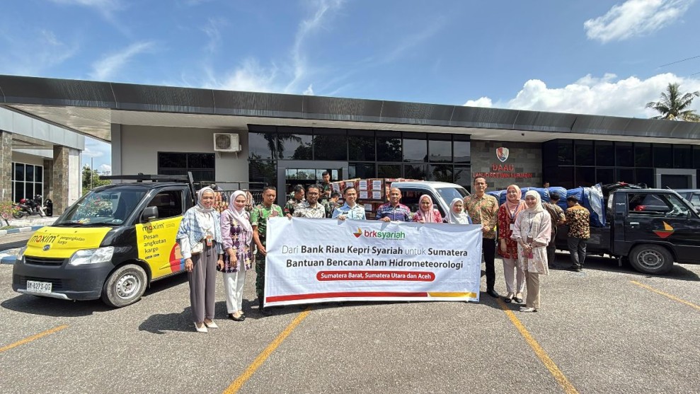 BRK Syariah Salurkan Donasi dan Bantuan Logistik untuk Korban Bencana Hidrometeorologi di Sumatera