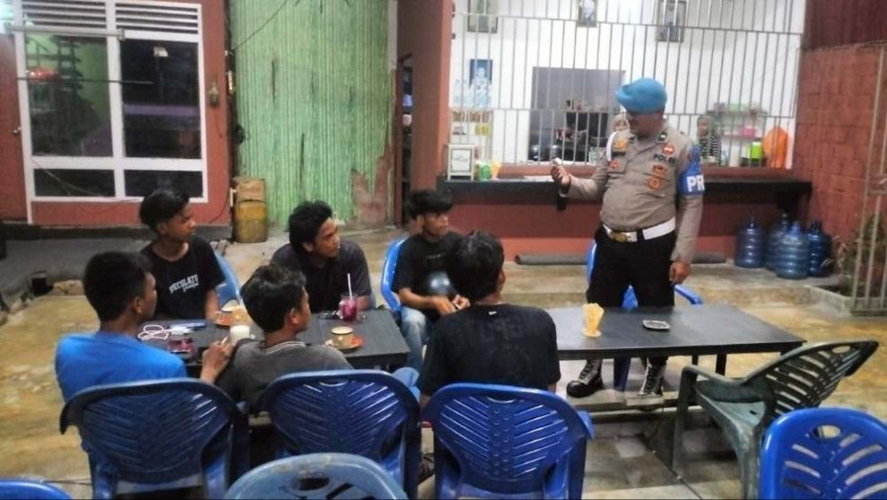 Polsek Tempuling Rutin Patroli Malam Cegah Gangguan Kamtibmas Pilkada 2024