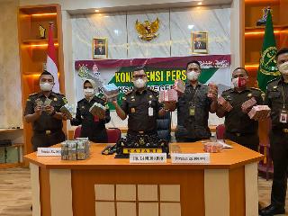 Kejari Buton Tetapkan Pj. Dirut Perumdam Oeno Lia Sebagai Tersangka Kasus Proyek Air Bersih